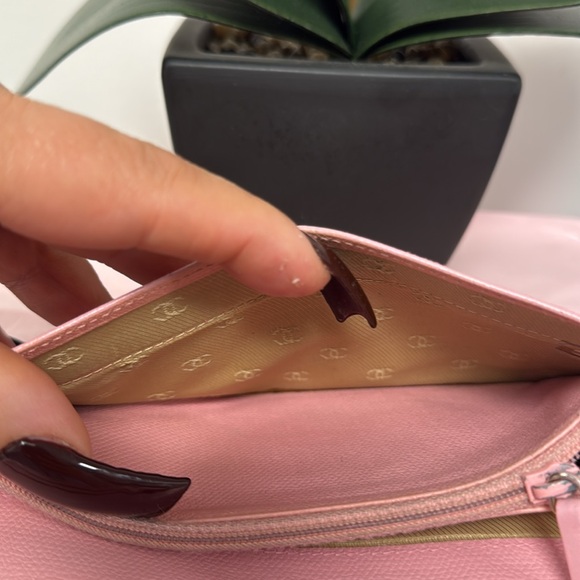 GUC! Chanel Caviar pink leather long wallet. - Picture 8 of 15